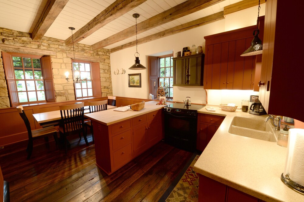 Peaceful, Spacious, Historic Stone Cottage Getaway