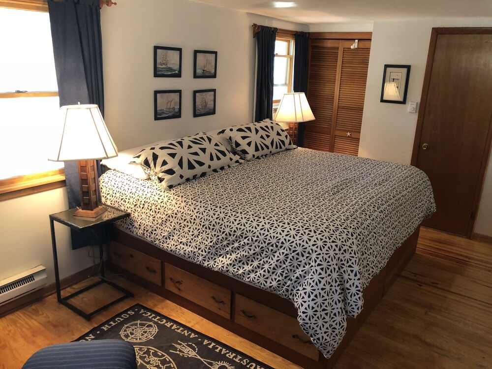 THIRD house from beach, beach block, Ship Bottom LBI Ship Bottom Vrbo