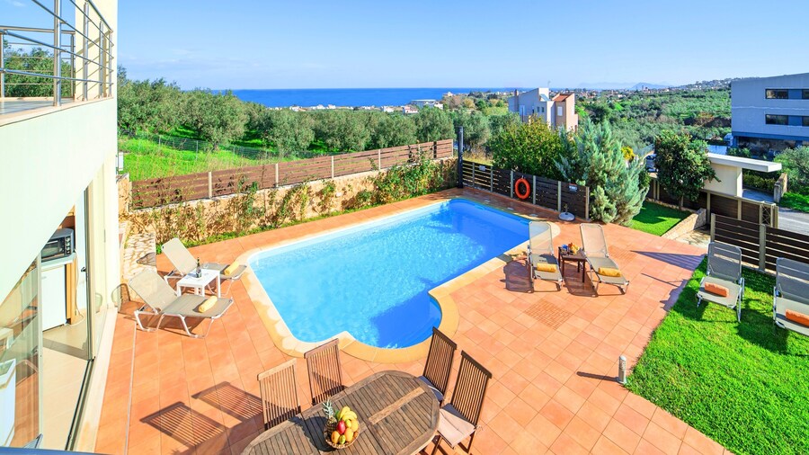 Secret Escape Villa With Heated Pool