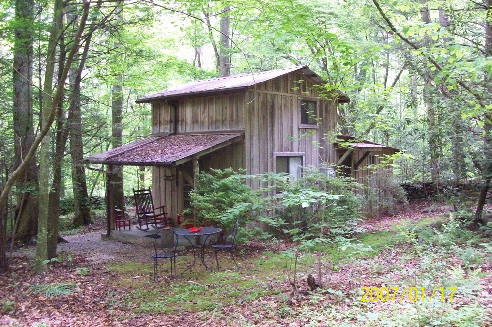 Private Secluded Cabin In Mature Woods By Nat L Park Short Walk To