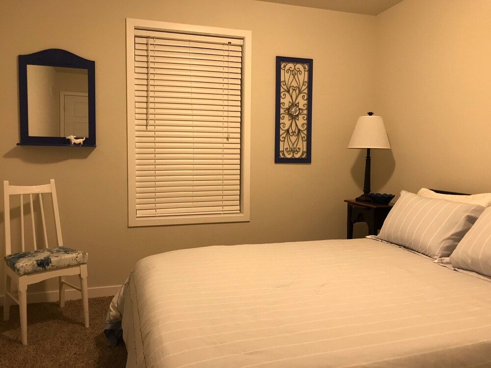 Make Memories At Hunter Creek Cottage Your Home Away From Home At
