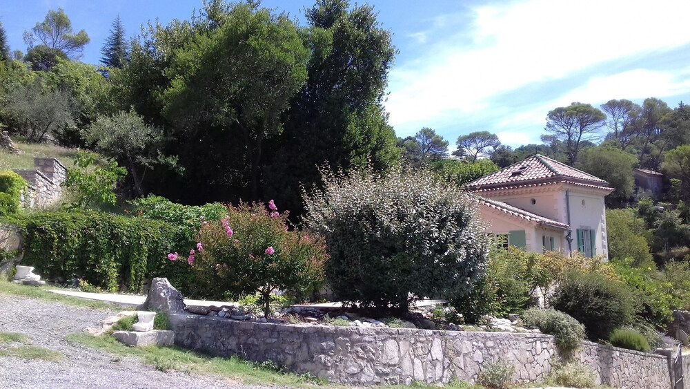 Comfortable Gite With Pool Close to the City and the Countryside in Anduze, France