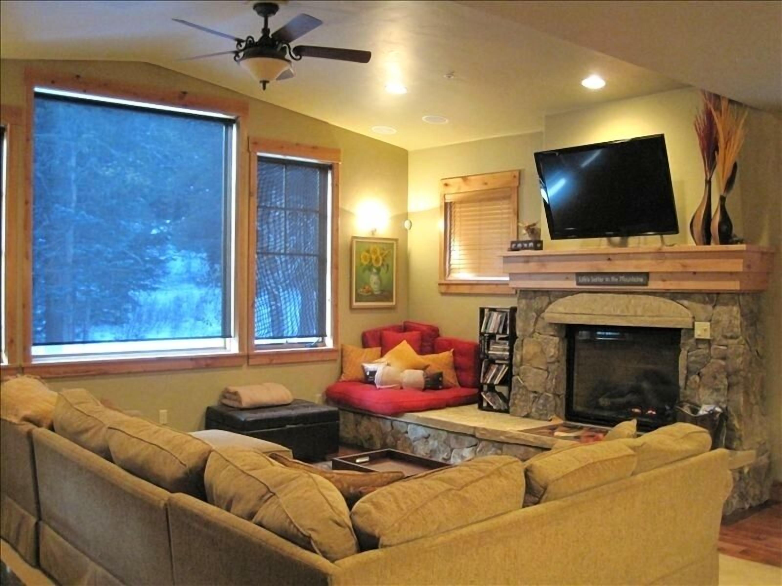 Look No Further - Stunning Townhouse in Copper Mountain, United States