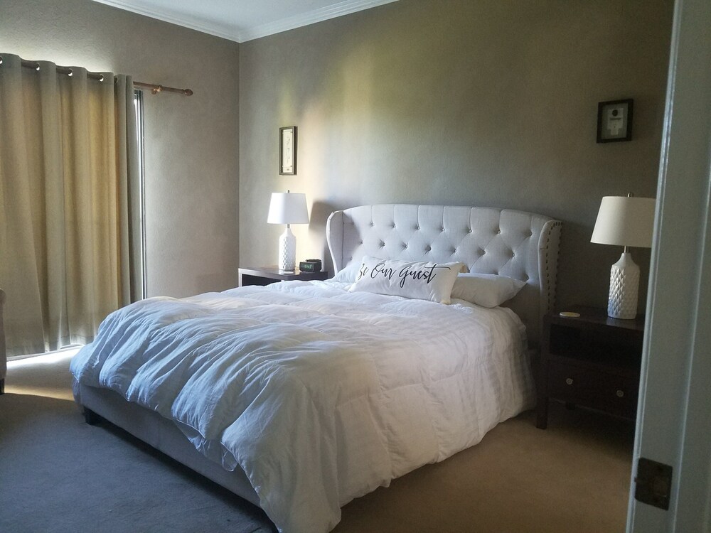 Zen LikeLuxury Desert Princess Condo with Great View Cathedral City