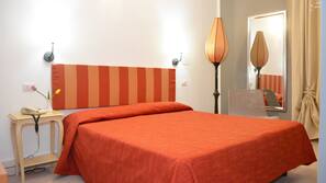 1 chambre, bureau, Wi-Fi gratuit, draps fournis