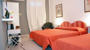 1 chambre, bureau, Wi-Fi gratuit, draps fournis