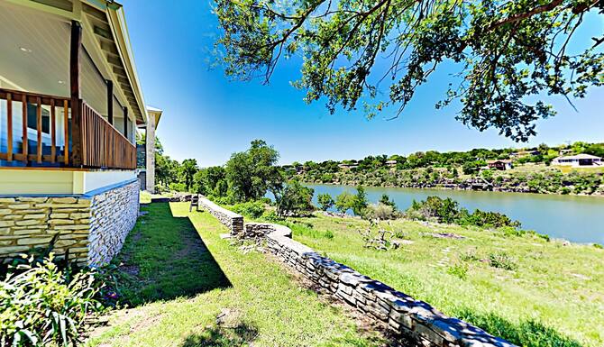 Los Escondidos 2 Br Home In Marble Falls Tx Expedia