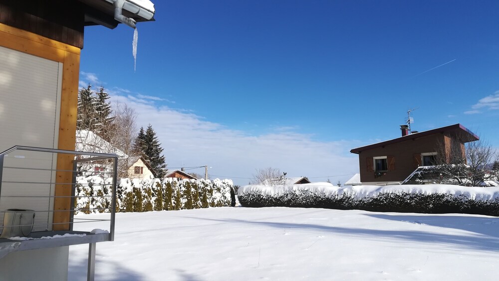The Little Cottage in Papi-mamie in Les Rousses, France