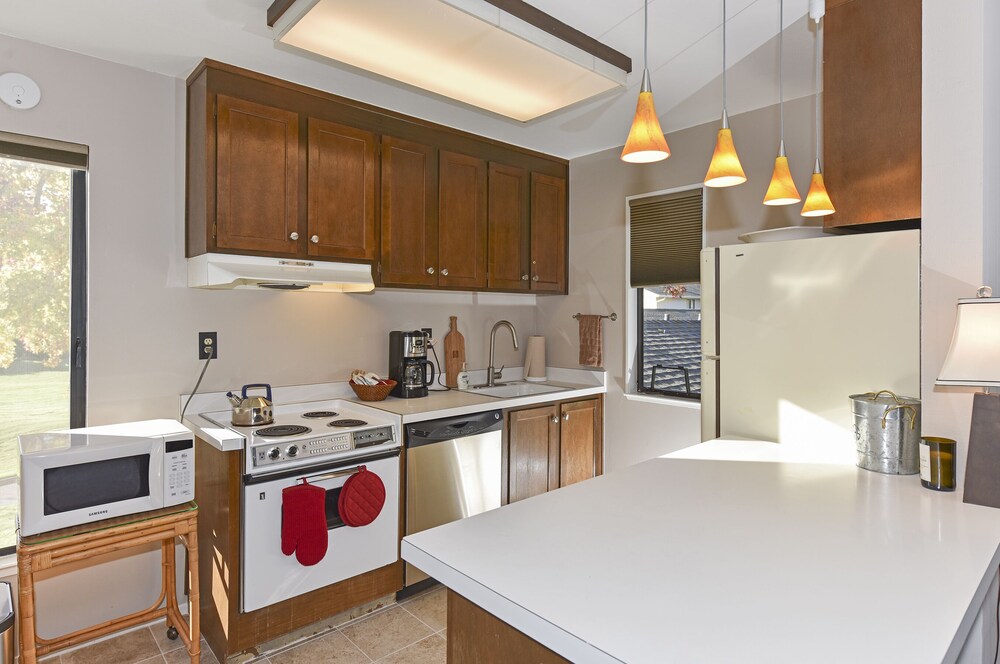 305 Northgate at Silverado in Napa One Bedroom Condo, Napa Room