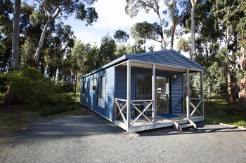 Seven Mile Beach Cabin And Caravan Park Deals Reviews Hobart Aus Wotif