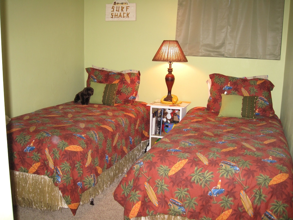 Peninsula Paradise at Bernard's Landing North Shore Vrbo