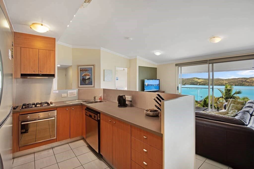 Oasis 23 - Seaview Apartment on Hamilton Island