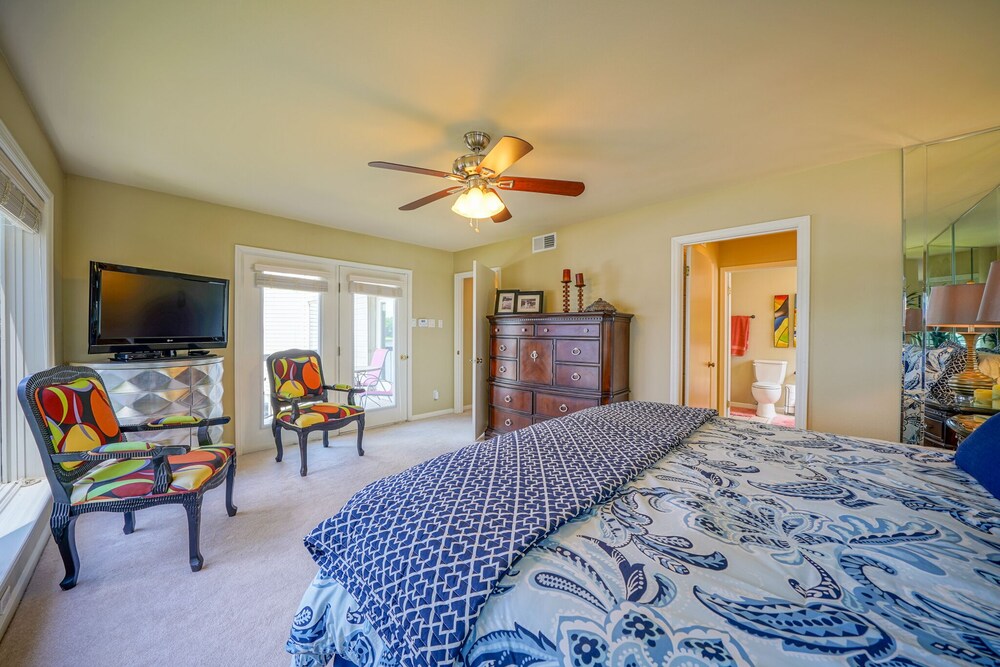 Lake Hamilton 3 Bedrooms 2 Bathrooms Gated Lakefront Condo