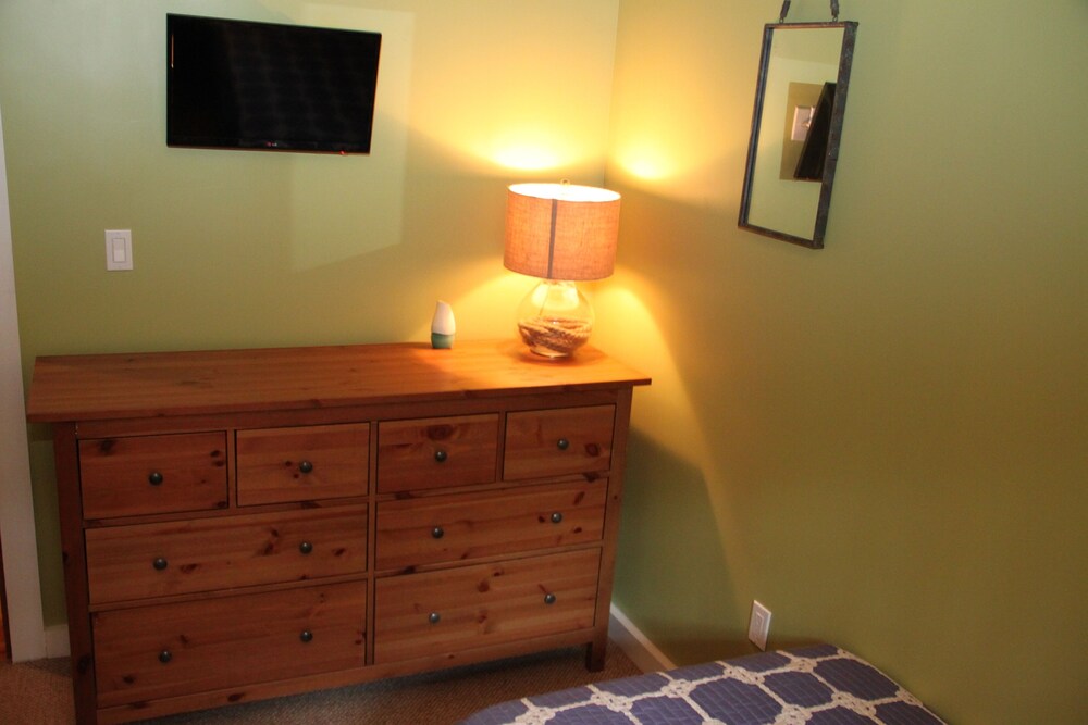 Beautiful View and Wonderful Location Bolton Landing Vrbo