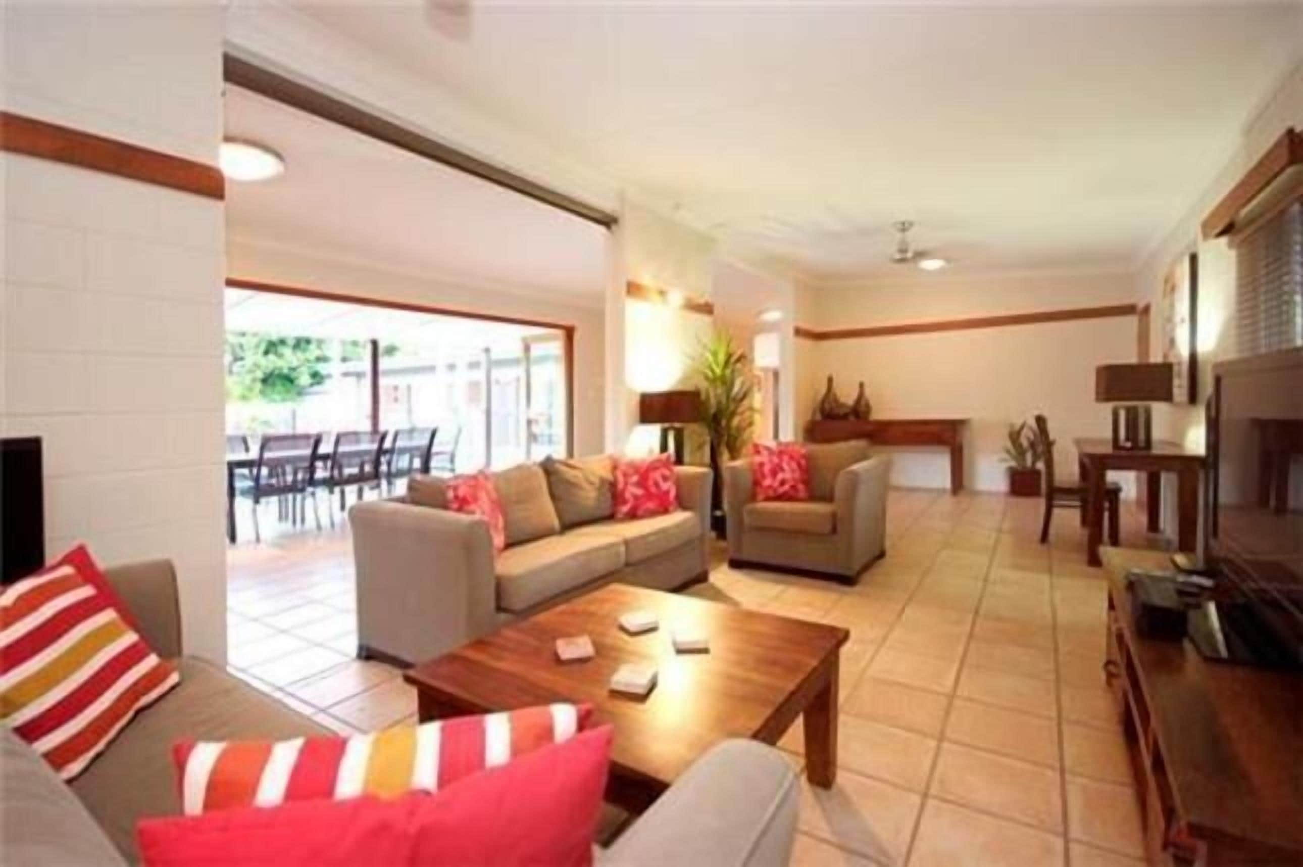 The Last Resort - Palm Cove