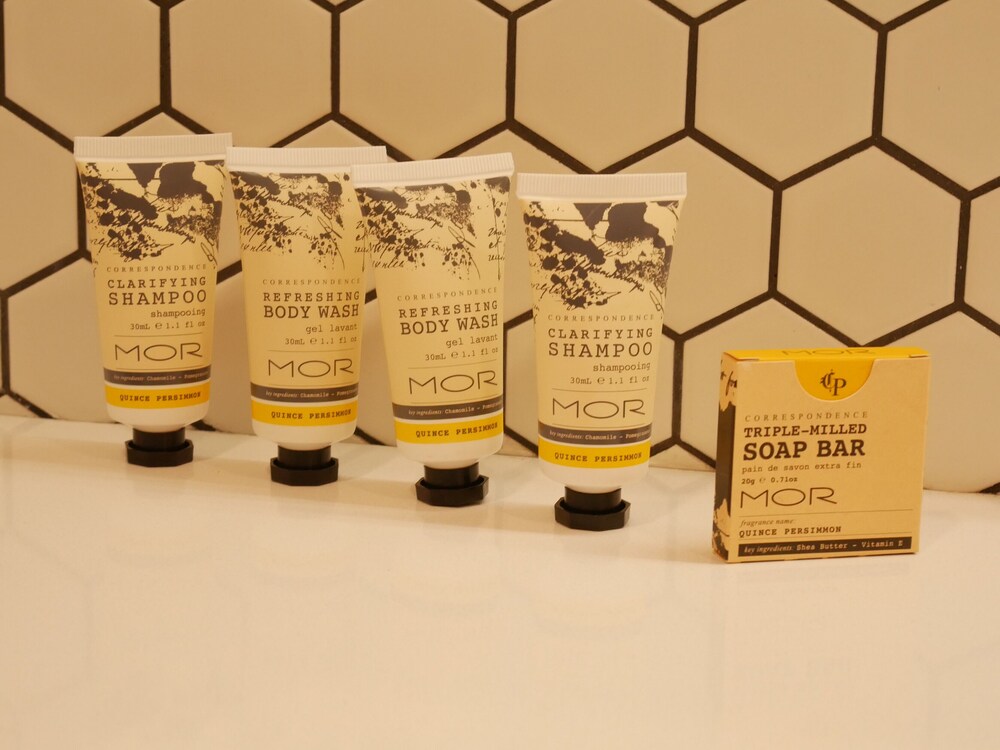 Luxury Apartment - Ocean Views & Large Roof Top Garden with Private Spa