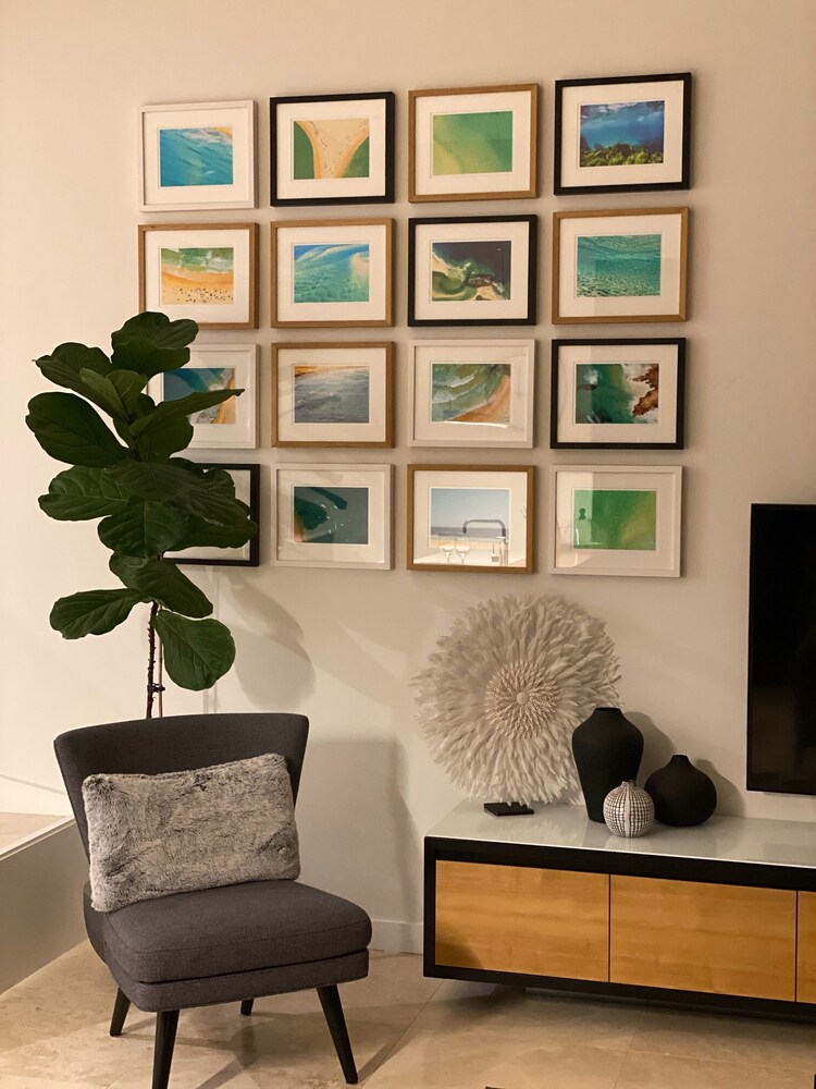 Luxury Apartment - Ocean Views & Large Roof Top Garden with Private Spa