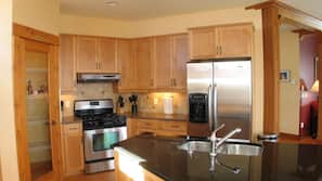 Fridge, microwave, oven, hob