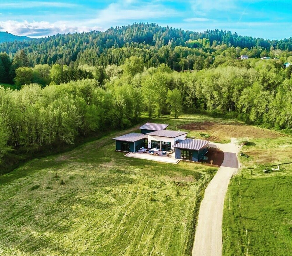 Modern Luxury in Wine Country