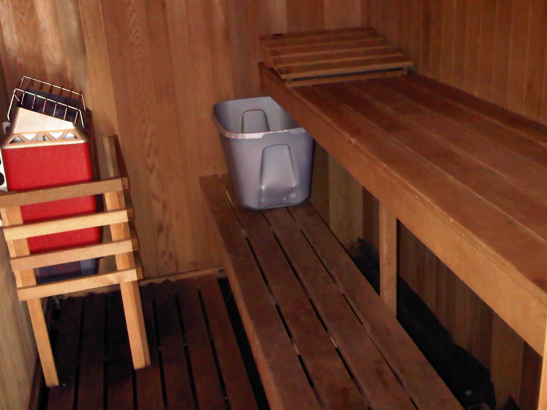 Hot tub 112 Jets, Wood Fireplace, A/c, Sauna, Free Wi-fi in Bushkill, United States