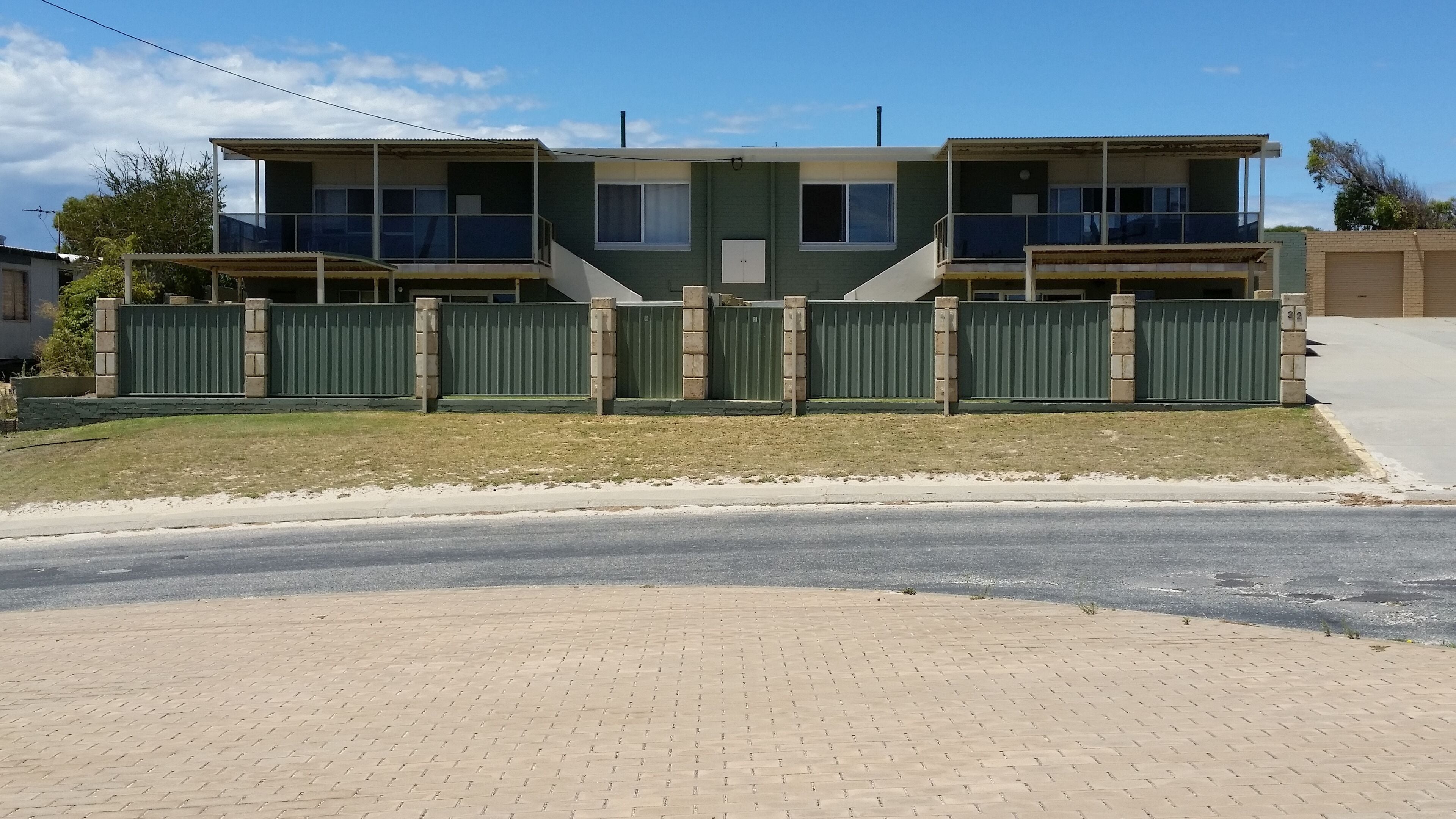 Family Time Pet Friendly, Ledge Point