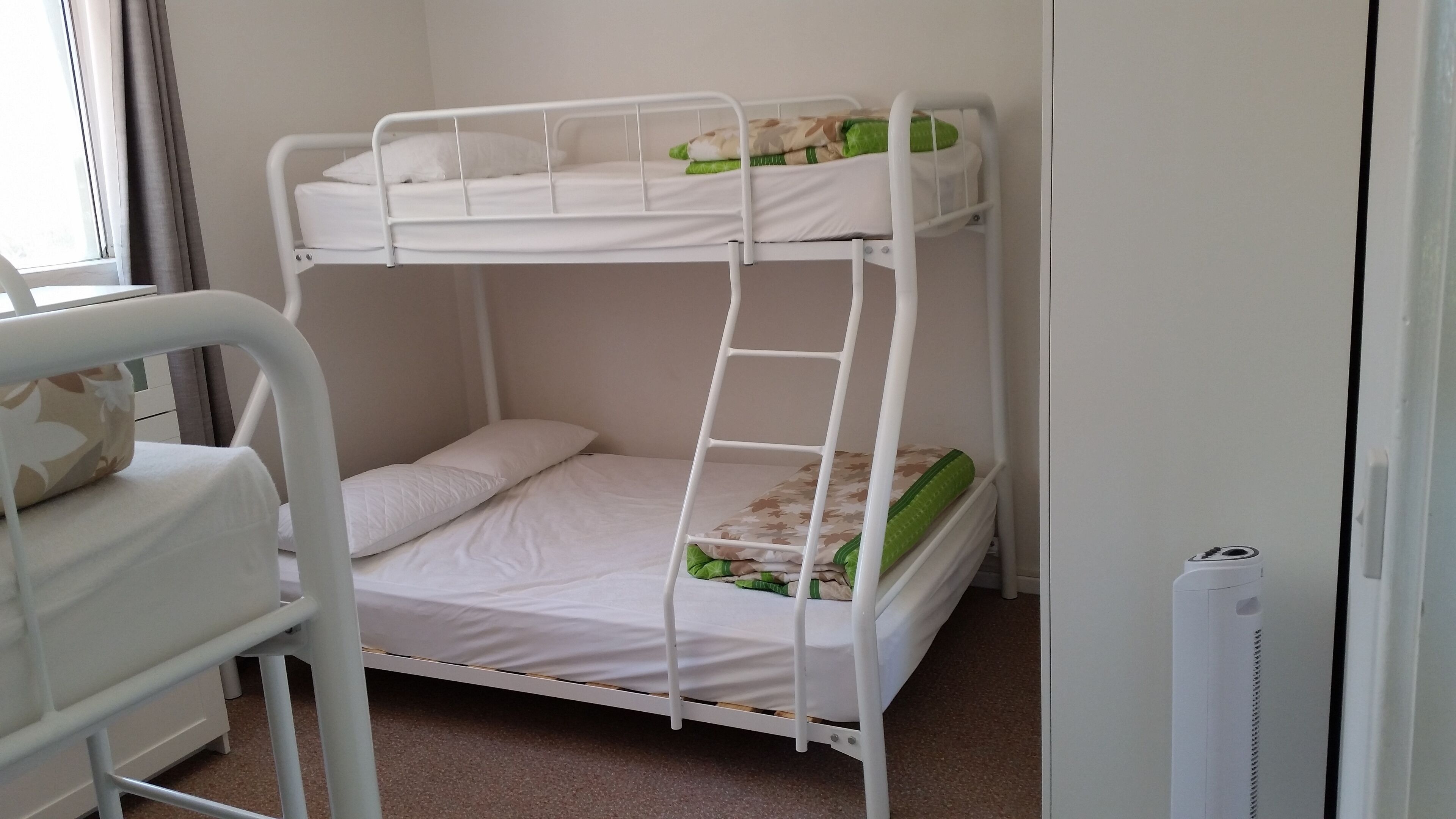 Family Time Pet Friendly, Ledge Point