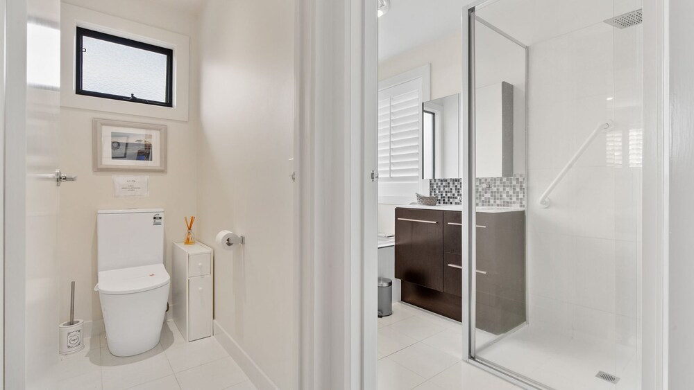 Gulls Way - Personal Space Within Contemporary Surroundings