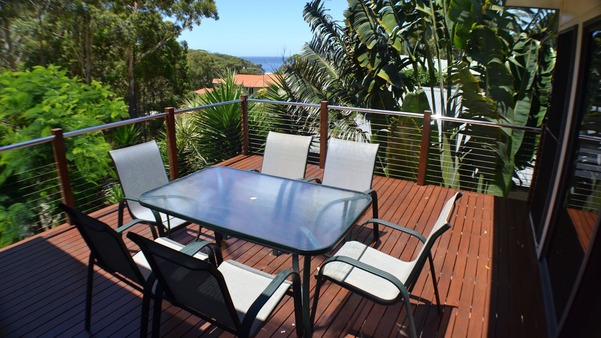 BEACH HOUSE - Fantastic Beach Getaway