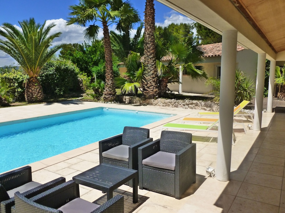 Villa Des Costes Au Cœur Des Collines Calme Piscine Ted