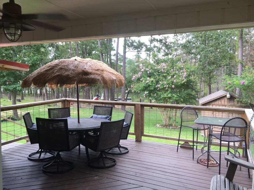 Waterfront Home On Lake Sam Rayburn! in Brookeland Best Rates & Deals