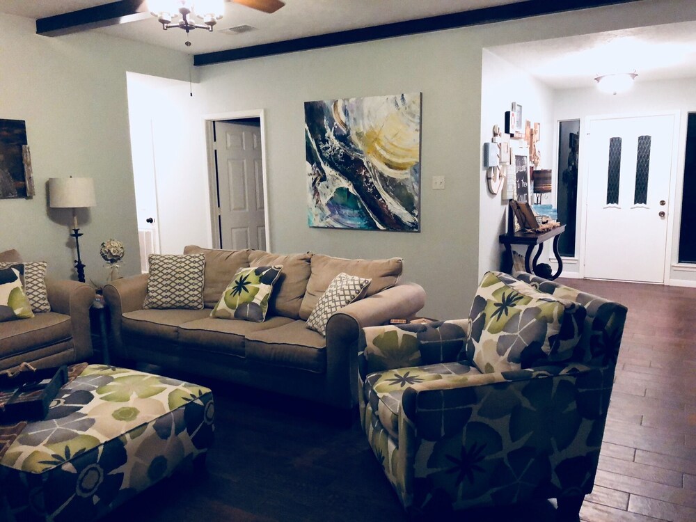 Cozy Home on Lake Sam Rayburn! Top Rated in the area! in Brookeland