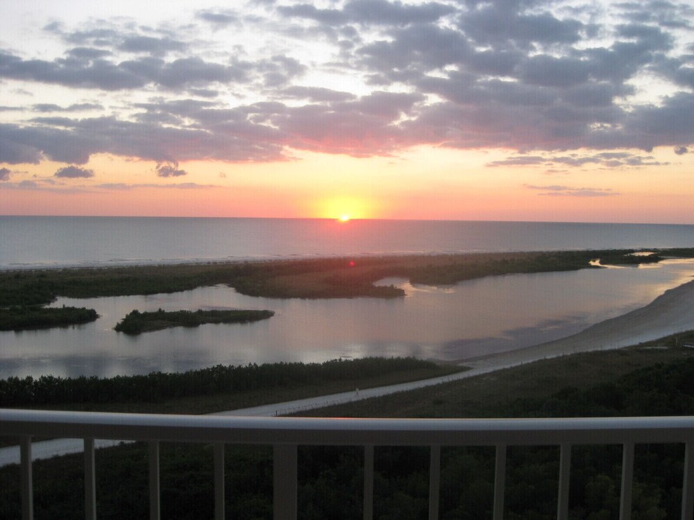 Spectacular Beachfront Views, Sunsets, and Miles of Beaches, 365 days a