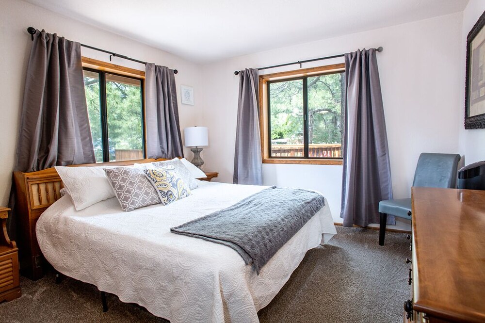 Beautiful Views, Must See Munds Park Vrbo