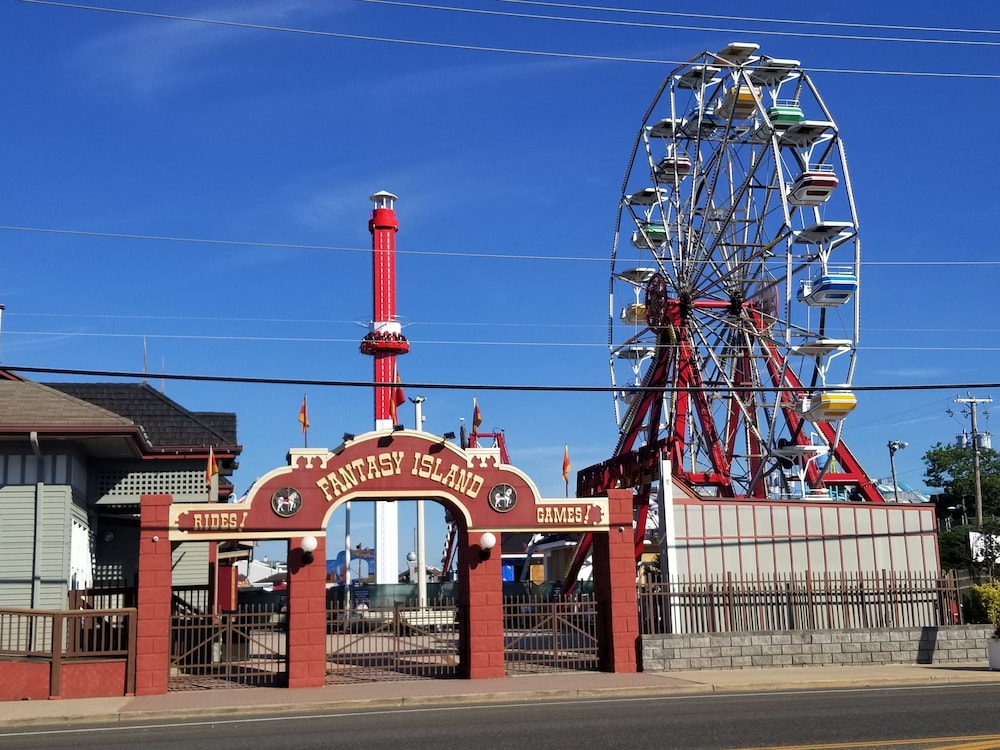 Heart of Beach Haven LBI Oceanfront Condo Inground Pool in Beach