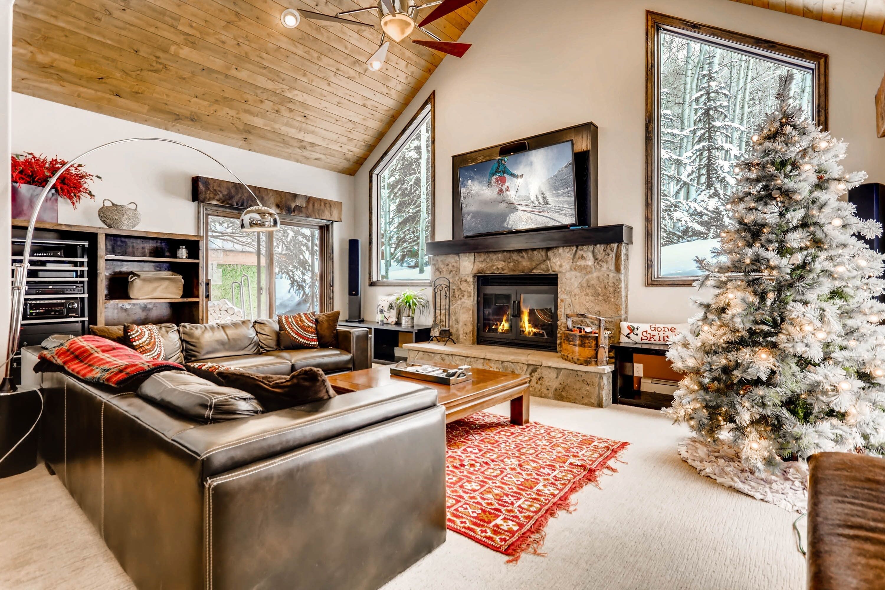 3 Bedroom Private Vacation Home in Vail (Highland Meadows) in Vail, United States