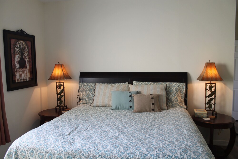 Luxury Vacation Rental Condo in Kemah, TX Kemah Vrbo