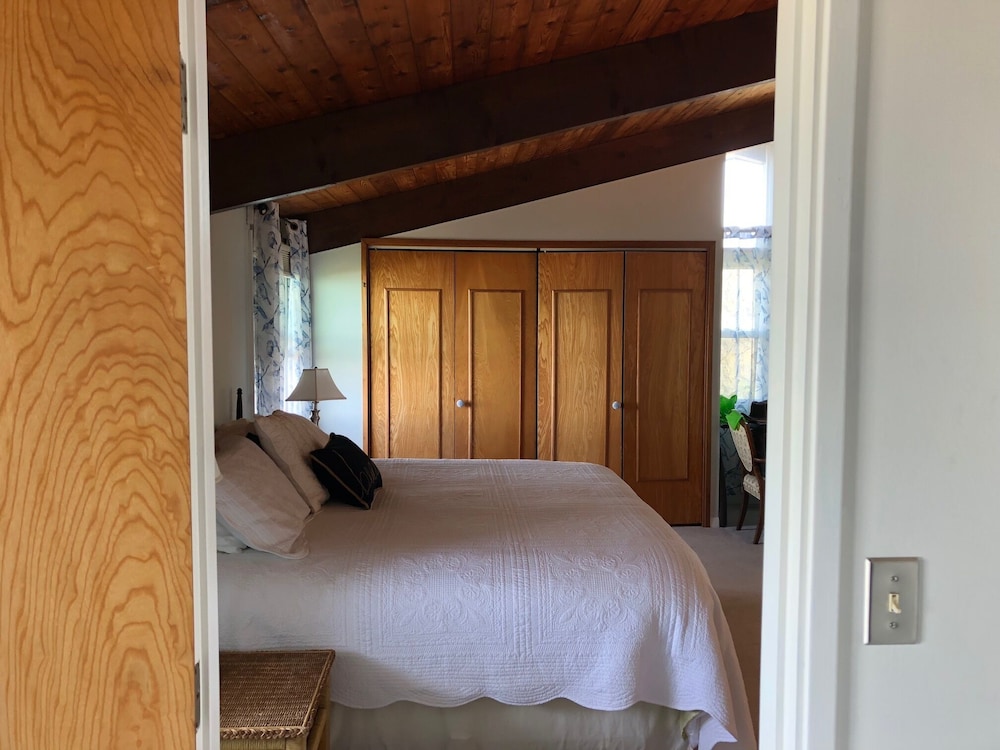 Ocean Front Emerald Isle Pine knoll Shores PET FRIENDLY Pine