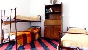 2 bedrooms, desk, cribs/infant beds, linens