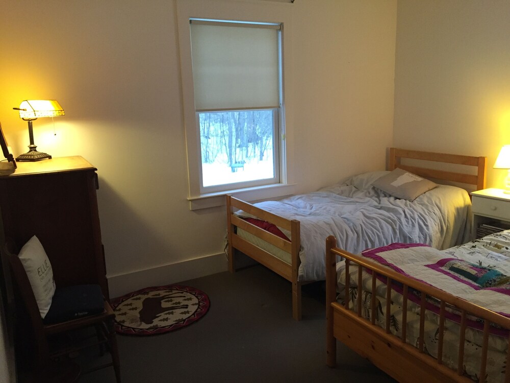 Stunning VT Farmhouse minutes to Stratton/Bromley South Londonderry