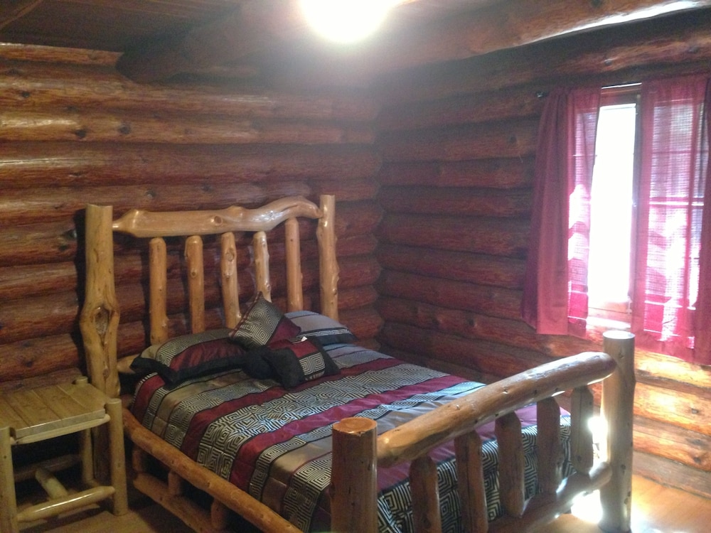 Beautiful, elegant and restored Historic Lodge in Northern Minnesota