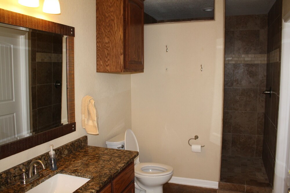 New Beautiful Home in River Road Villas, "River Time" on the Guadalupe River