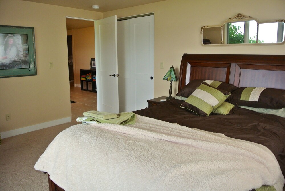 Beautiful South Sandpoint Waterfront Private Home Sandpoint Vrbo