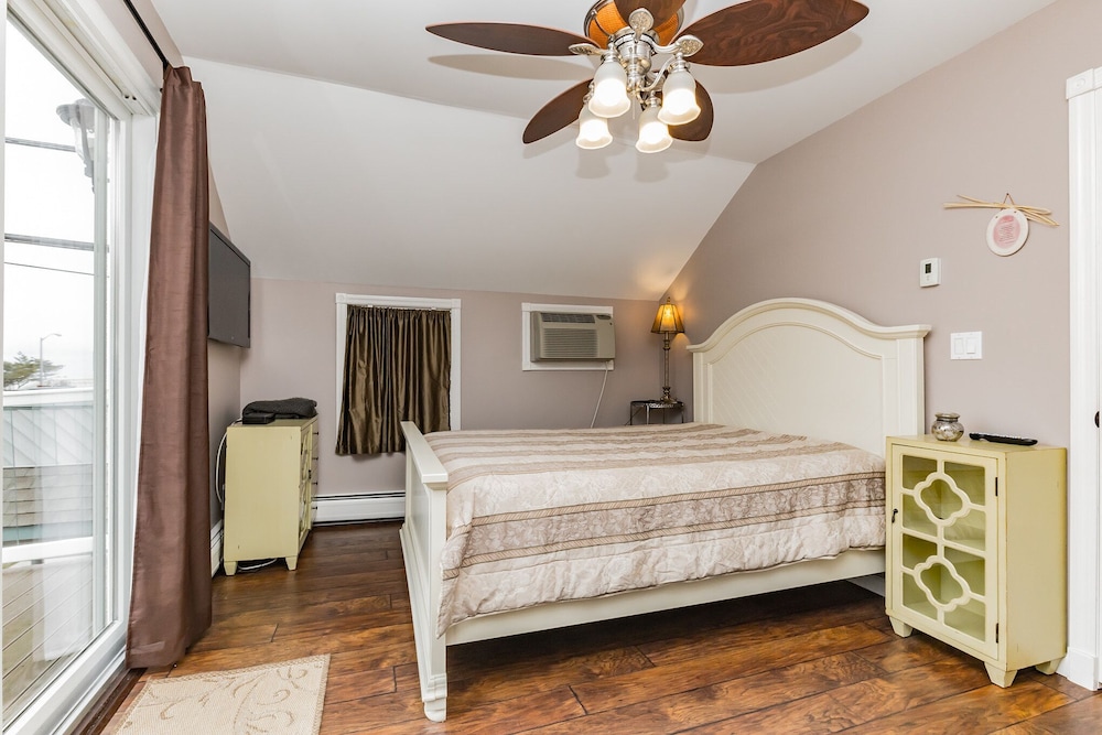 Beach Block Bradley Beach, NJ 3 Houses to Beach Bradley Beach Vrbo