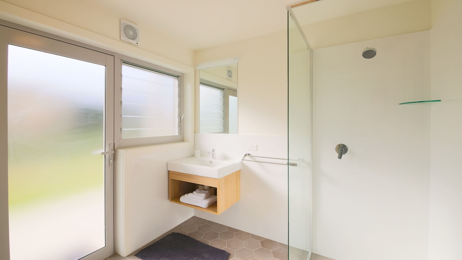 Absolute beachfront location