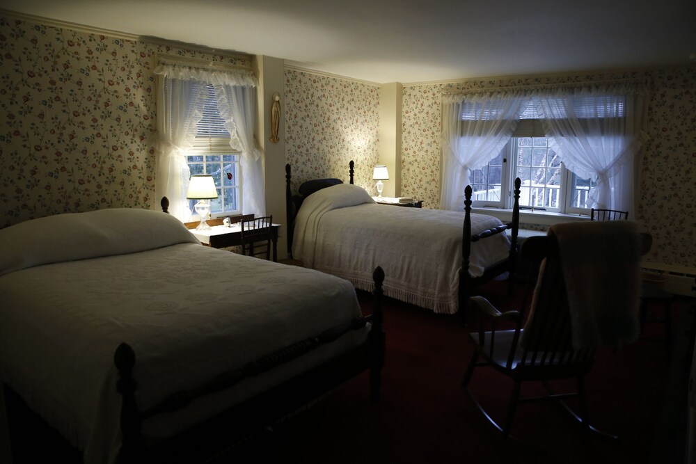 Historic Home in Old Bennington, Vermont Old Bennington Vrbo