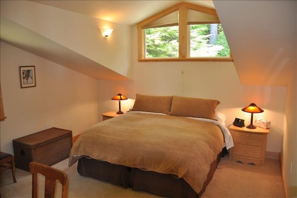 Hidden Cove Beach House Ketchikan's Premiere Vacation Rental