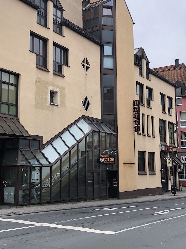 Hotel Restaurant Poseidon In Bayreuth Hotel Rates Reviews On