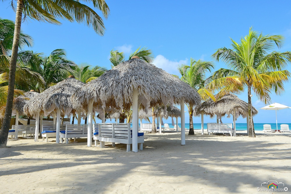 Arenas Beach Hotel in Corn Islands Best Rates & Deals on Orbitz