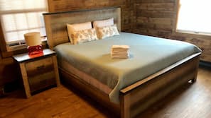 3 bedrooms, Internet, linens