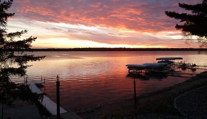 On Crosslake 120 Sand Beach Solar Powered Boat Lift Kayaks Paddle Boat 2020 Room Prices Deals Reviews Expedia